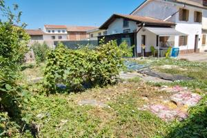 Villetta indipendente con 200mq di giardino