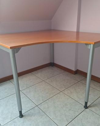 Scrivania IKEA legno