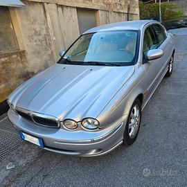 Jaguar X-Type 2,0 Executive