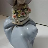 LLADRÓ Statua Bimba Con Fiori.