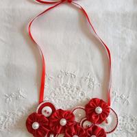 Collana rossa con yoyo e perle