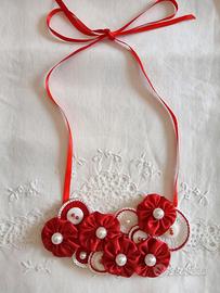 Collana rossa con yoyo e perle