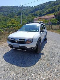 Dacia Duster 2013 1.6 77kw benzina-GPL 4x4  Gancio