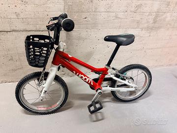 Woom 2 14” bici bambino/a ultraleggera + cestino