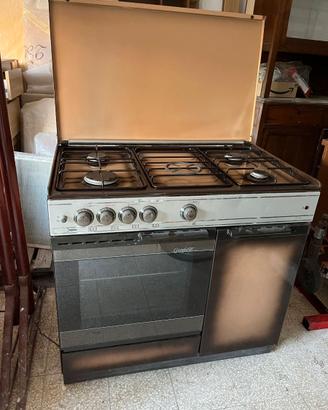 CUCINA DE LONGHI 4 FUOCHI