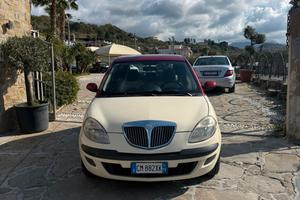 Lancia Ypsilon 1.3 MJT 75 CV Oro Giallo