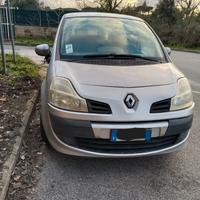 Renault GrandModus 2010