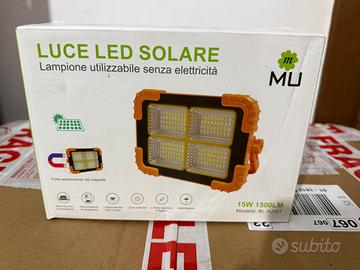 Faro LED solare portatile 15W 1500LM –