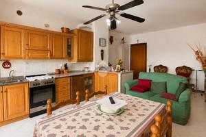 2 LOCALI A FORLÌ