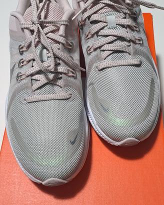 scarpe donna Nike misura 8.5