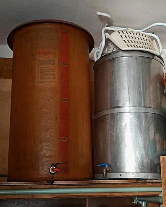contenitore vetroresina 400lt