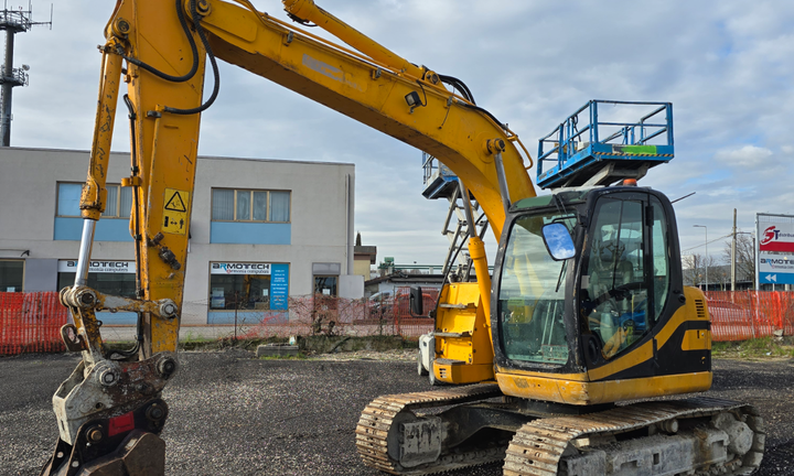 Jcb js140
