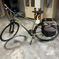 Trekking bike ghost telaio alluminio