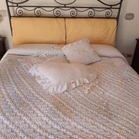 Letto matrimoniale 