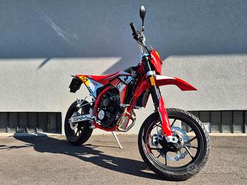 SWM SM 125 R Reborn NUOVO Garantito e Finanziabile