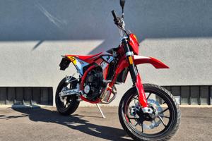 SWM SM 125 R Reborn NUOVO Garantito e Finanziabile
