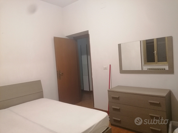 Stanza matrimoniale ammobiliata S. Lorenzo