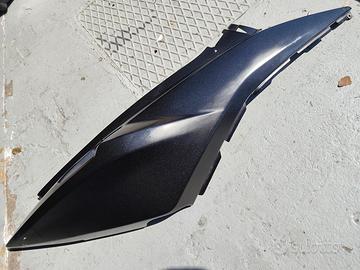 CARENA FIANCO POSTERIORE DESTRO ORIGINALE KYMCO AK