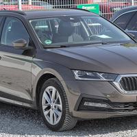 Skoda Octavia IV Ricambi Nuovi e Usati
