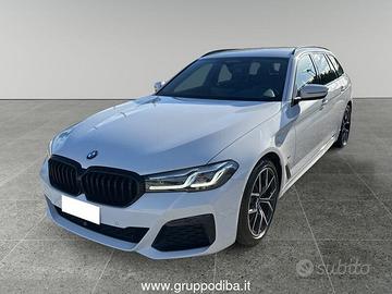 BMW Serie 5 G31 2020 Touring LCI D 520d Touri...