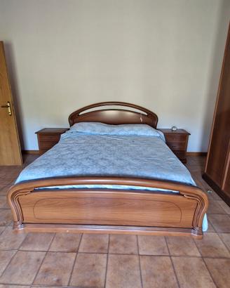 Camera da letto completa (in vero legno)