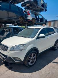 SSANG YONG KORANDO RICAMBI USATI