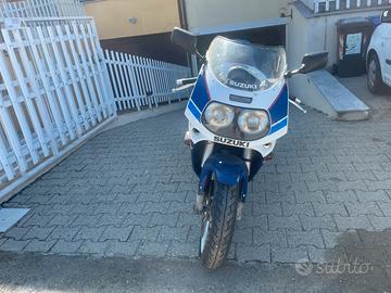 Suzuki gsxr cc 1100 anno 1990