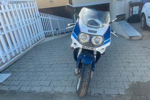 Suzuki gsxr cc 1100 anno 1990