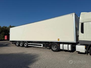 Semirimorchio furgonato Fruehauf anno 2016