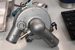 pompa acqua SUZUKI GSXR 1000 K5 K6