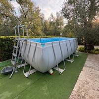 Piscina della Bestway