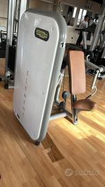 Macchinari isotonici palestra e tapis roulant