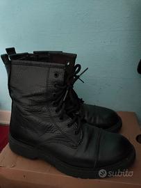 Stivaletti / anfibi /bikers pelle martellata 37