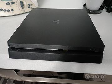 PlayStation 4 slim