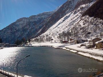 In montagna vista lago a pochi minuti dalle piste