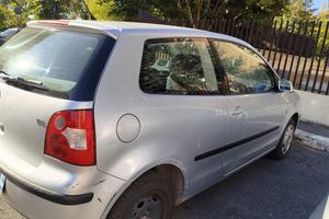 VOLKSWAGEN POLO DEL 2002