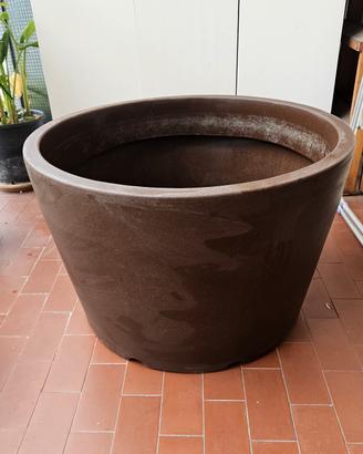 Vaso da esterno in resina 