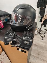 Casco con interfono e guanti
