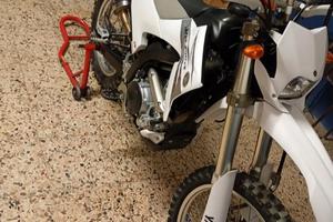 YAMAHA WR 250 R
