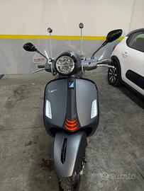 Vespa gts3 300 GTS super sport