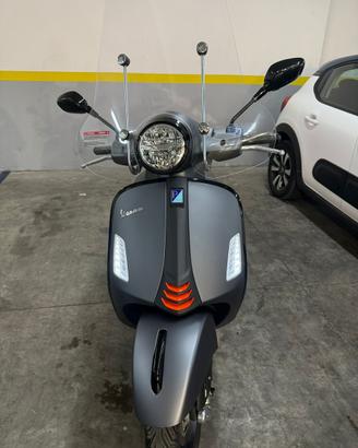Vespa gts3 300 GTS super sport