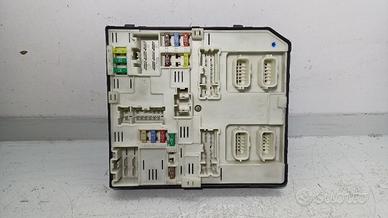 CENTRALINA PORTA FUSIBILI RENAULT Megane III 284B6