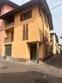 Locale commerciale Pontirolo Nuovo
