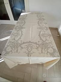 tovaglia ricamata corredo