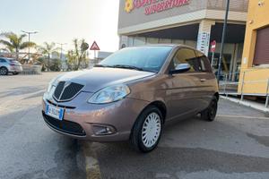 Lancia Ypsilon benzina e Gpl 2010