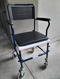 sedia comoda per anziani disabili