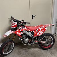 Hm 125 4t leggere descrizione
