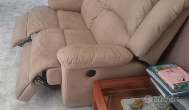 Divano Relax elettrico 2 posti e 2 poltrone 