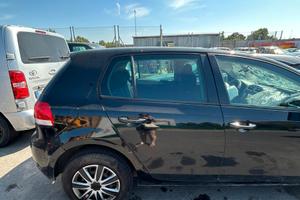 VOLKSWAGEN Golf - 2011 - incidentata