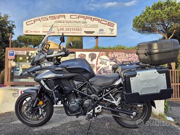 TRK 502 Benelli Bauletto e valige